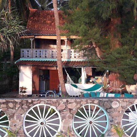 Kai'S Beach House Villa Gili Air Kültér fotó